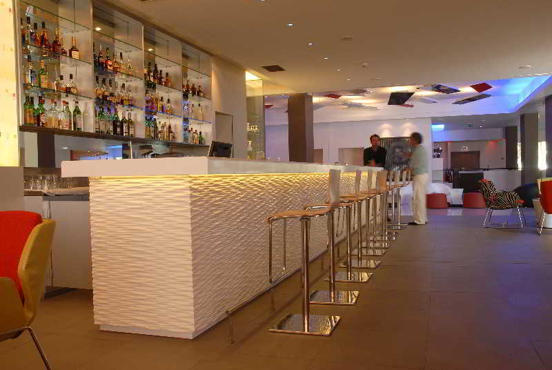 Novotel Dakar Restoran fotoğraf