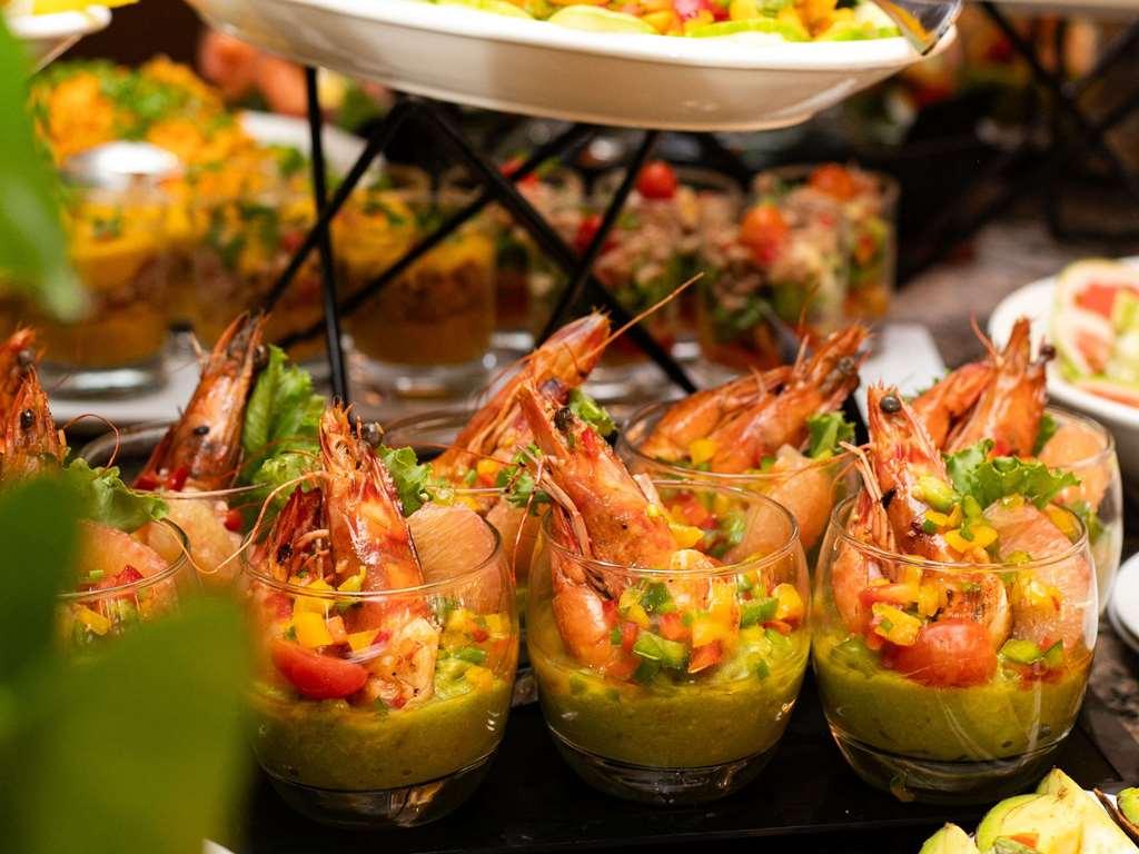 Novotel Dakar Restoran fotoğraf